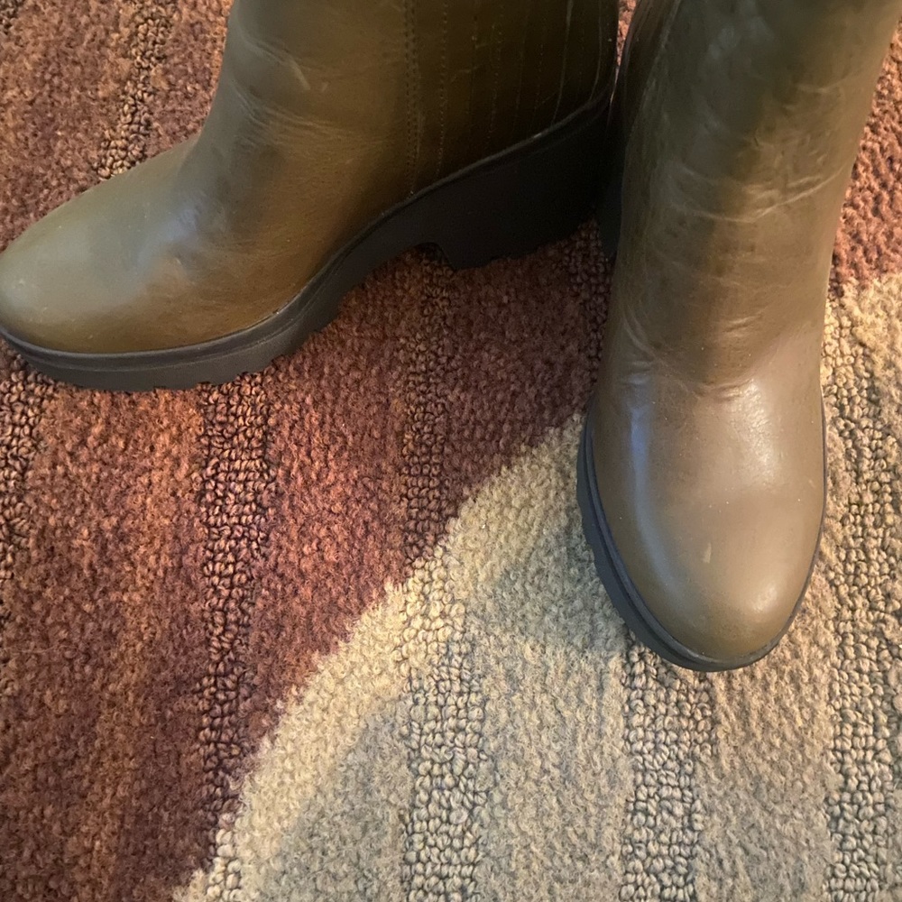 Eileen Fisher wedge bootie - Picture 5 of 8